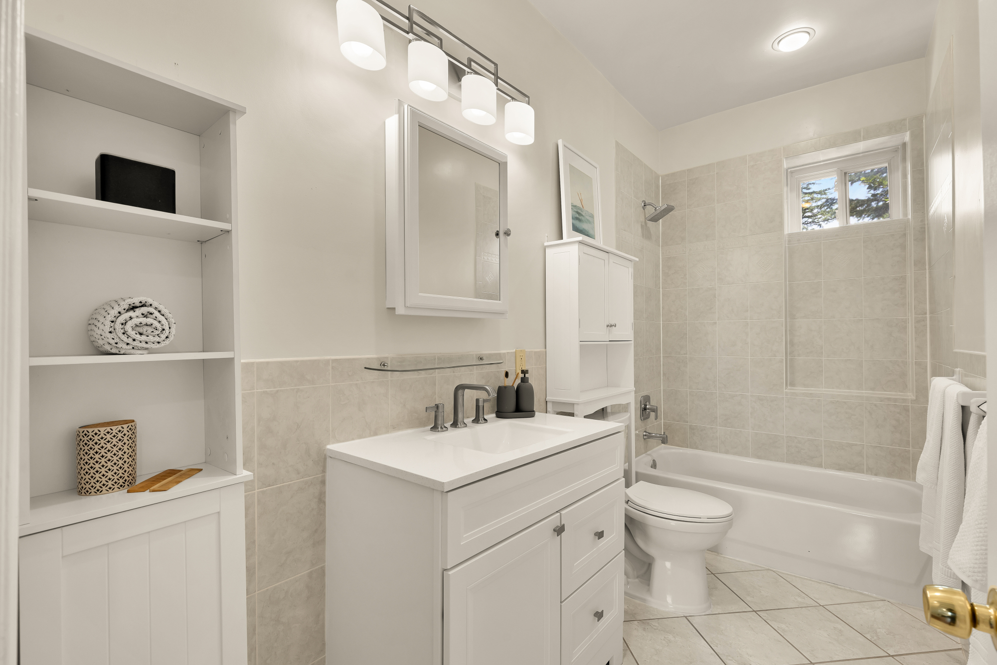 1231 Franklin St NE DC bath number 2